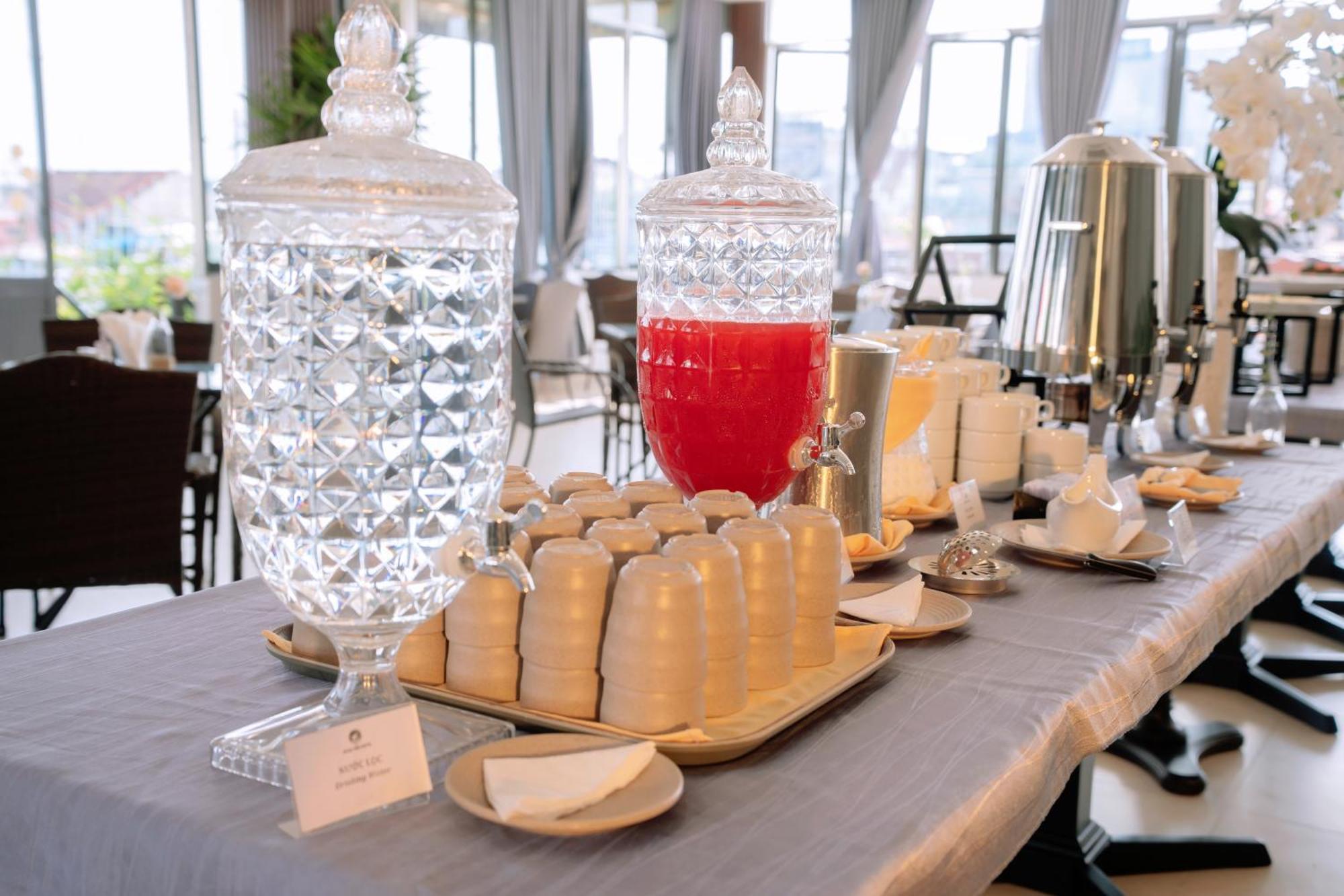 Song Tien Hotel Mỹ Tho Eksteriør billede